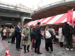 おにぎり無料配布
