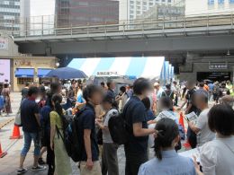 会場の賑わい2