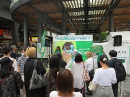 会場の賑わい①