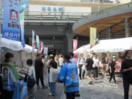 賑わう会場の様子②