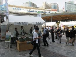 賑わう会場の様子③