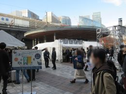 賑わう会場の様子