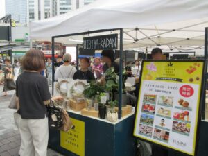 賑わう会場3